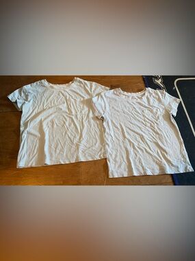 Cat & Jack Light Blue Crewneck Tee with Orange Label